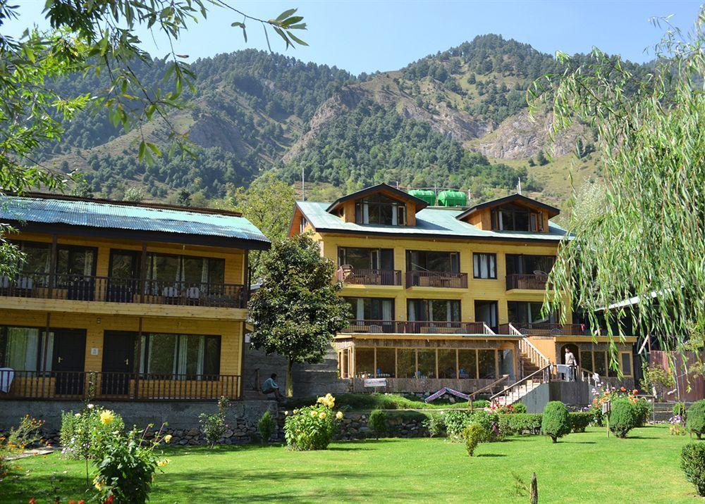 Himalaya House Hotel Pahalgam Exterior photo
