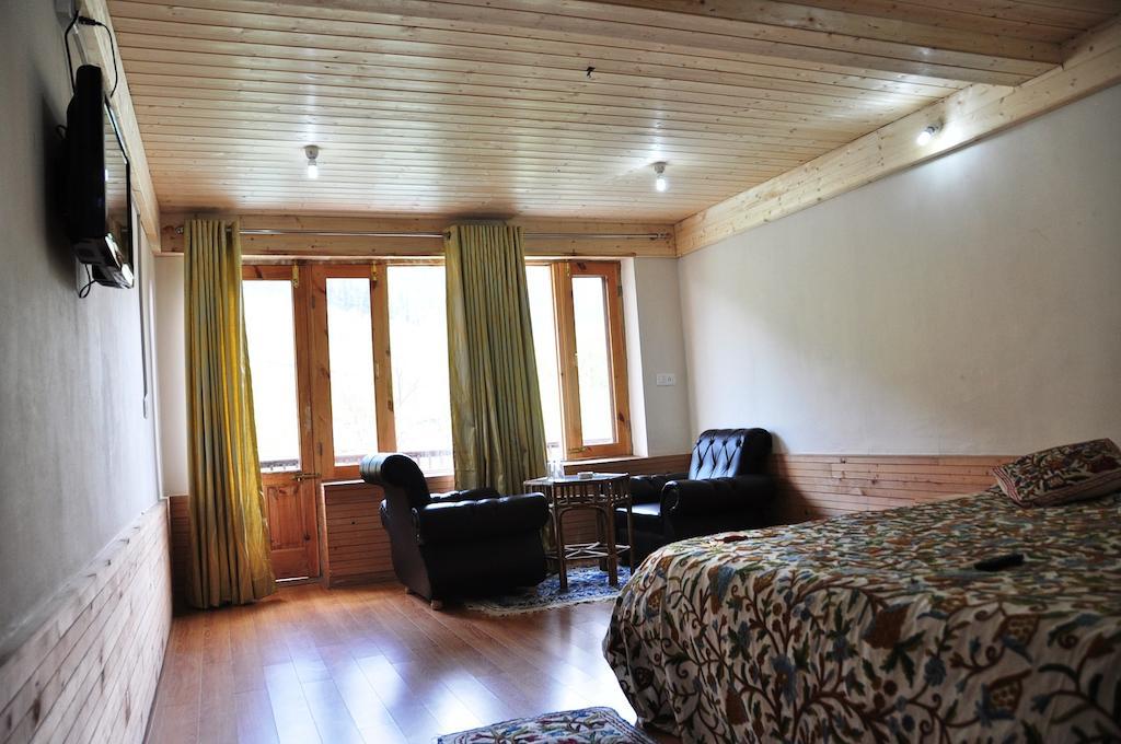 Himalaya House Hotel Pahalgam Room photo