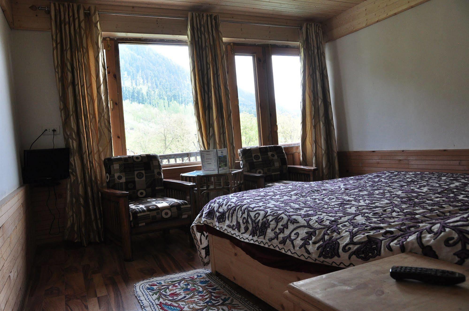 Himalaya House Hotel Pahalgam Exterior photo
