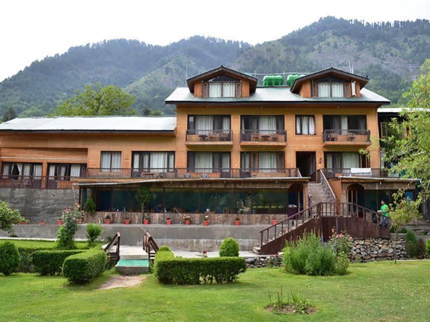 Himalaya House Hotel Pahalgam Exterior photo