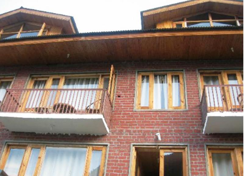 Himalaya House Hotel Pahalgam Exterior photo